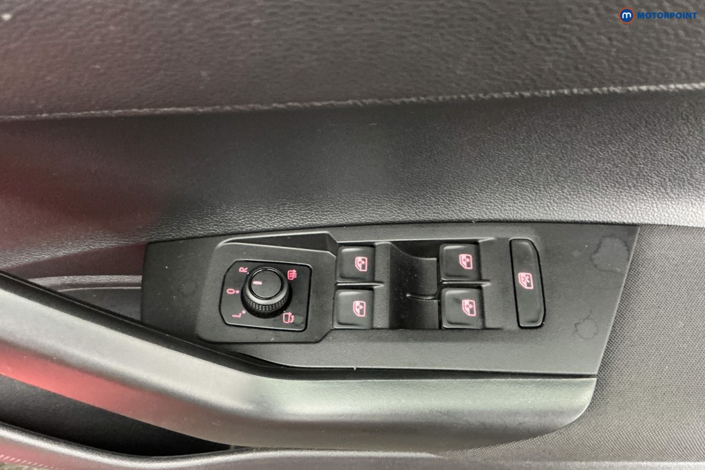 Volkswagen Polo Match Manual Petrol Hatchback - Stock Number (1611411) - 25th supplementary image