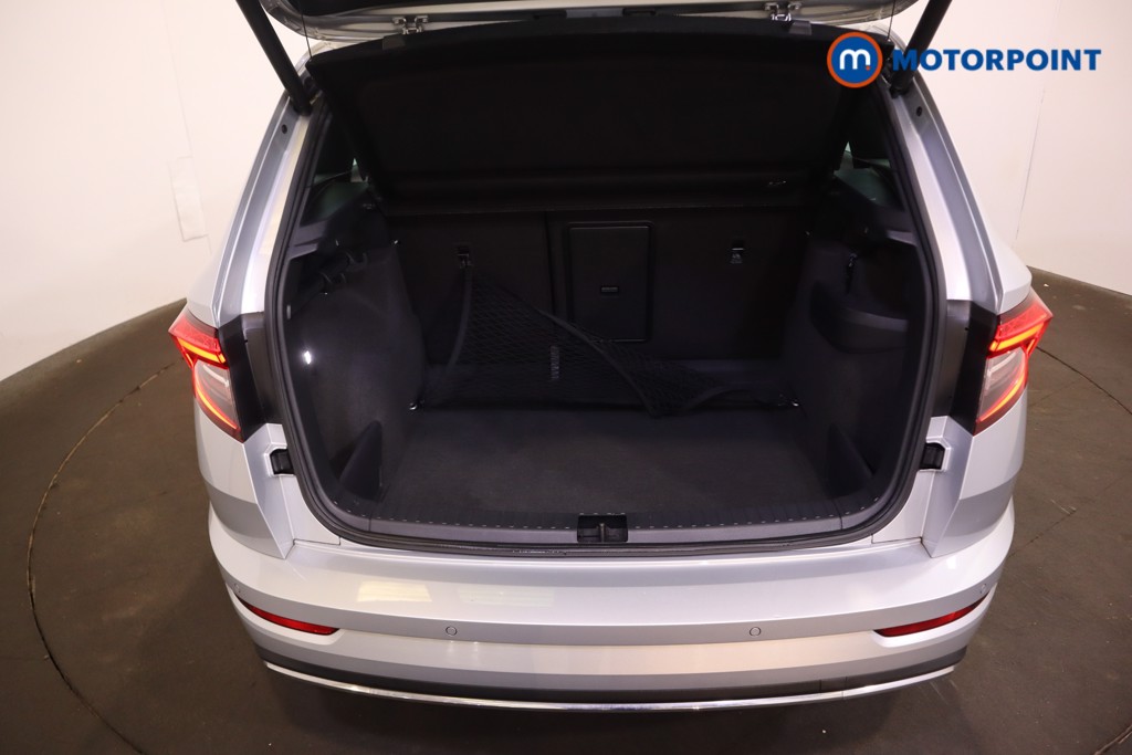 Skoda Karoq Sport Line Manual Petrol SUV - Stock Number (1611561) - 8th supplementary image