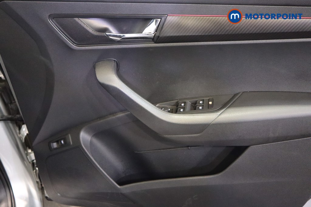 Skoda Karoq Sport Line Manual Petrol SUV - Stock Number (1611561) - 13th supplementary image