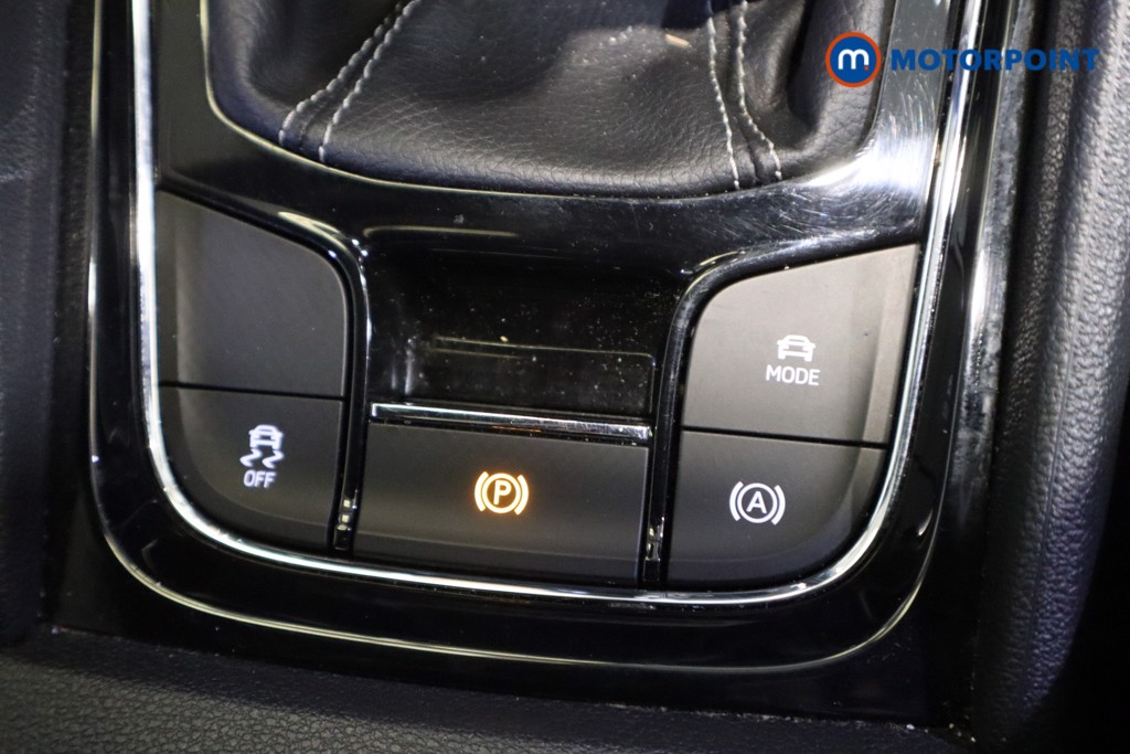 Skoda Karoq Sport Line Manual Petrol SUV - Stock Number (1611561) - 23rd supplementary image