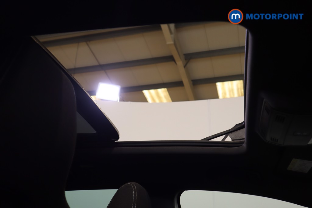 Skoda Karoq Sport Line Manual Petrol SUV - Stock Number (1611561) - 26th supplementary image