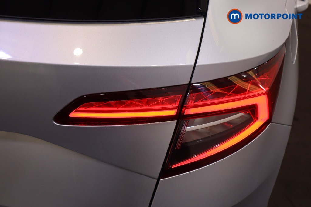 Skoda Karoq Sport Line Manual Petrol SUV - Stock Number (1611561) - 33rd supplementary image