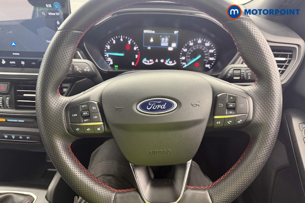 Ford Focus St-Line Manual Petrol Estate - Stock Number (1611833) - 6th supplementary image