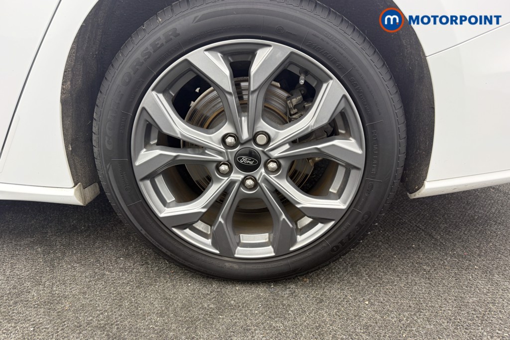 Ford Focus St-Line Manual Petrol Estate - Stock Number (1611833) - 21st supplementary image