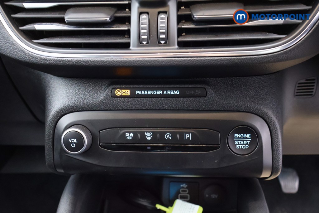 Ford Focus Active X Manual Petrol Estate - Stock Number (1611838) - 13th supplementary image