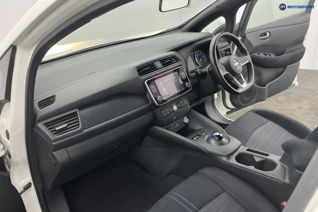 Nissan Leaf Acenta Automatic Electric Hatchback - Stock Number (1612371) - 10th supplementary image