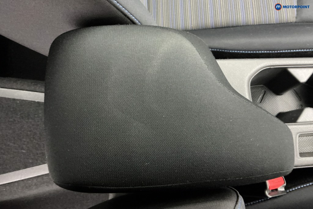 Nissan Leaf Acenta Automatic Electric Hatchback - Stock Number (1612371) - 16th supplementary image