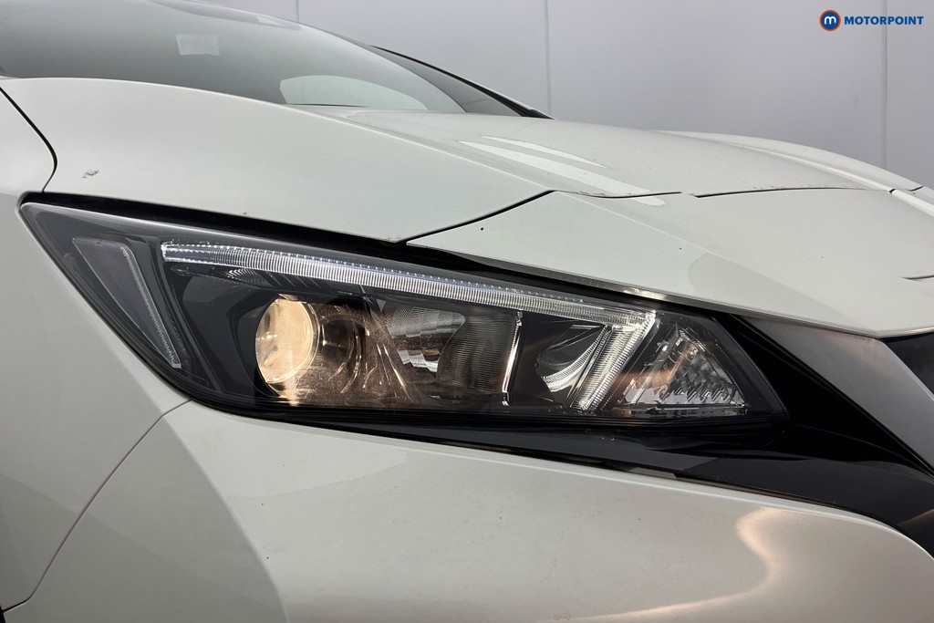 Nissan Leaf Acenta Automatic Electric Hatchback - Stock Number (1612371) - 30th supplementary image