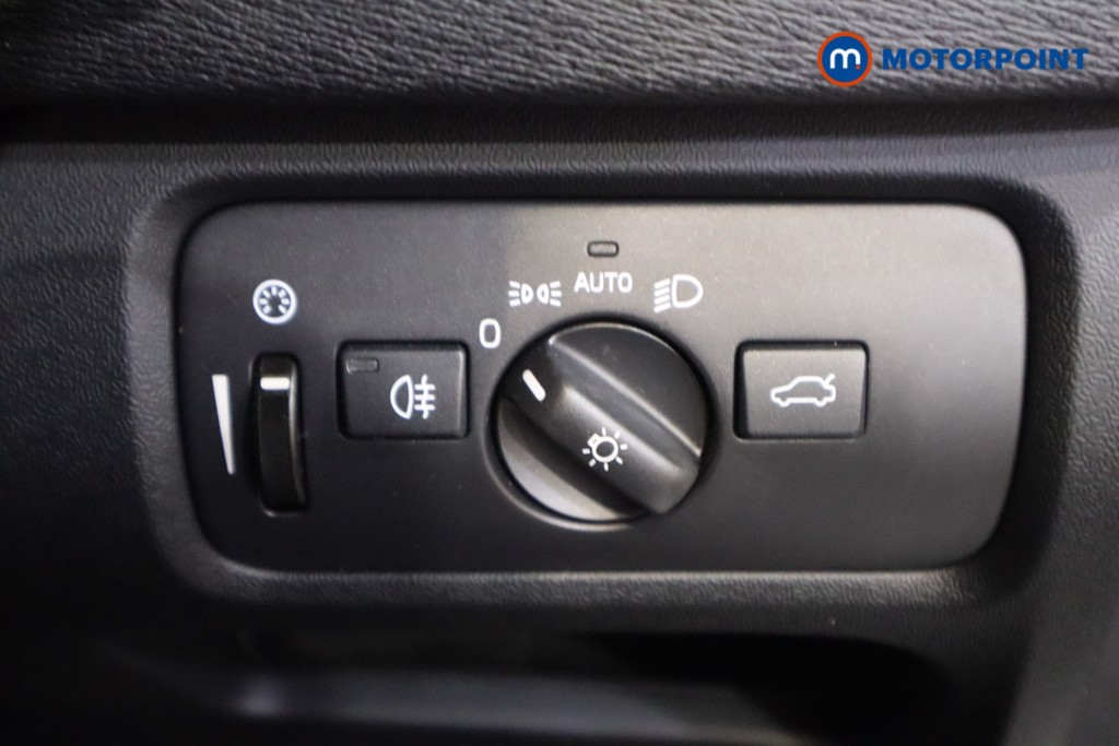 Volvo V40 R Design Pro Automatic Diesel Hatchback - Stock Number (1612488) - 17th supplementary image