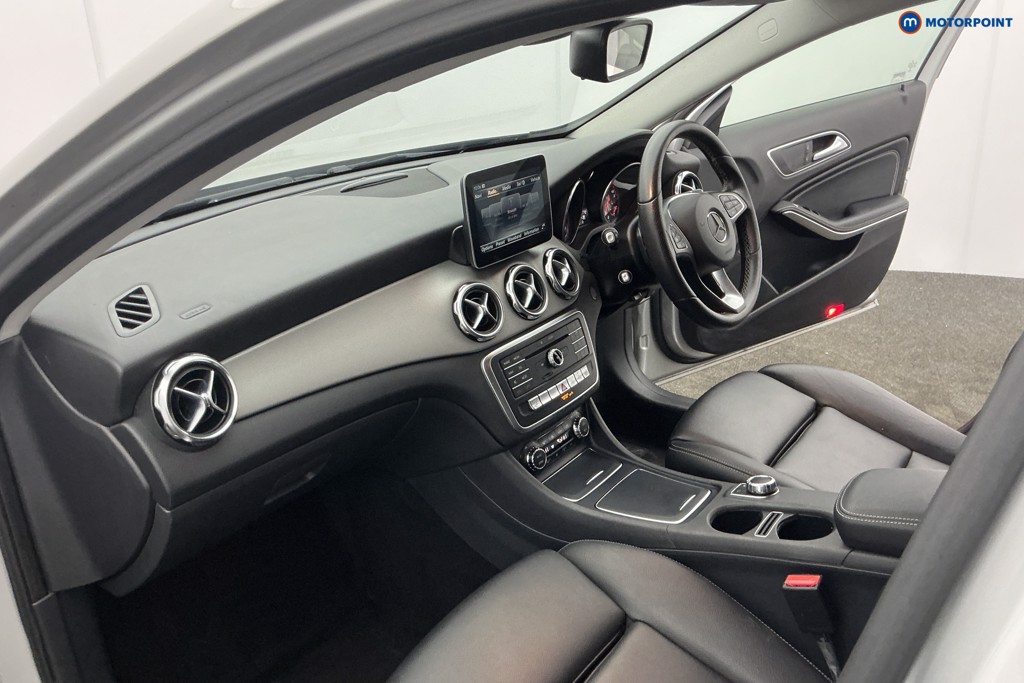 Mercedes-Benz GLA Sport Automatic Diesel SUV - Stock Number (1612509) - 10th supplementary image