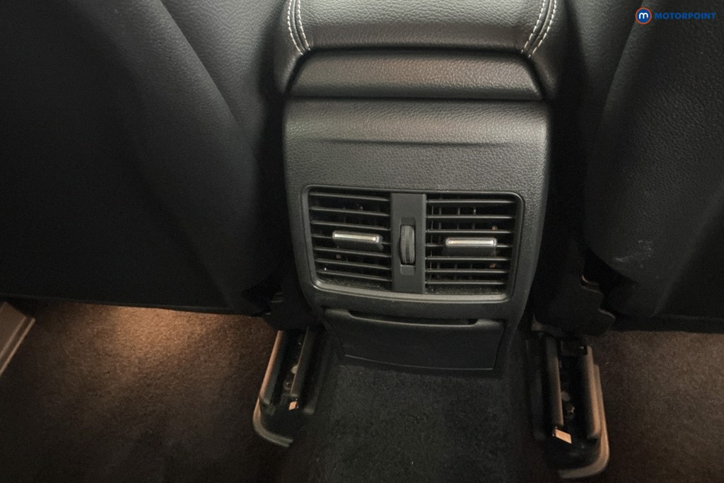 Mercedes-Benz GLA Sport Automatic Diesel SUV - Stock Number (1612509) - 15th supplementary image