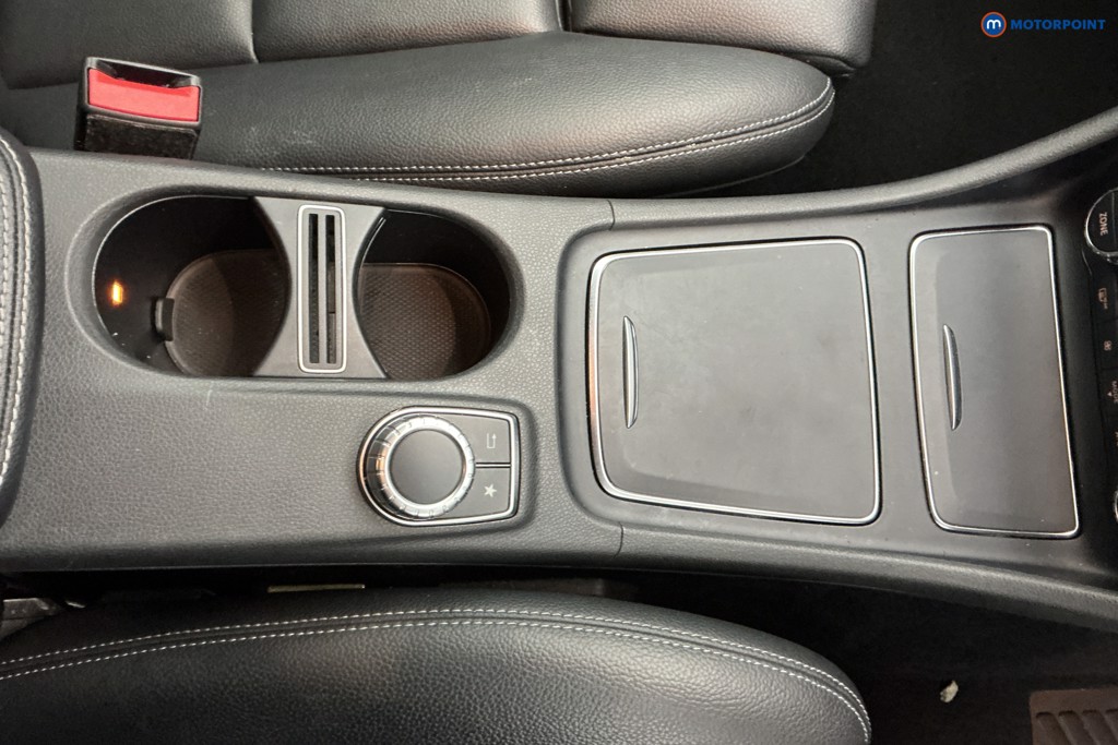 Mercedes-Benz GLA Sport Automatic Diesel SUV - Stock Number (1612509) - 19th supplementary image