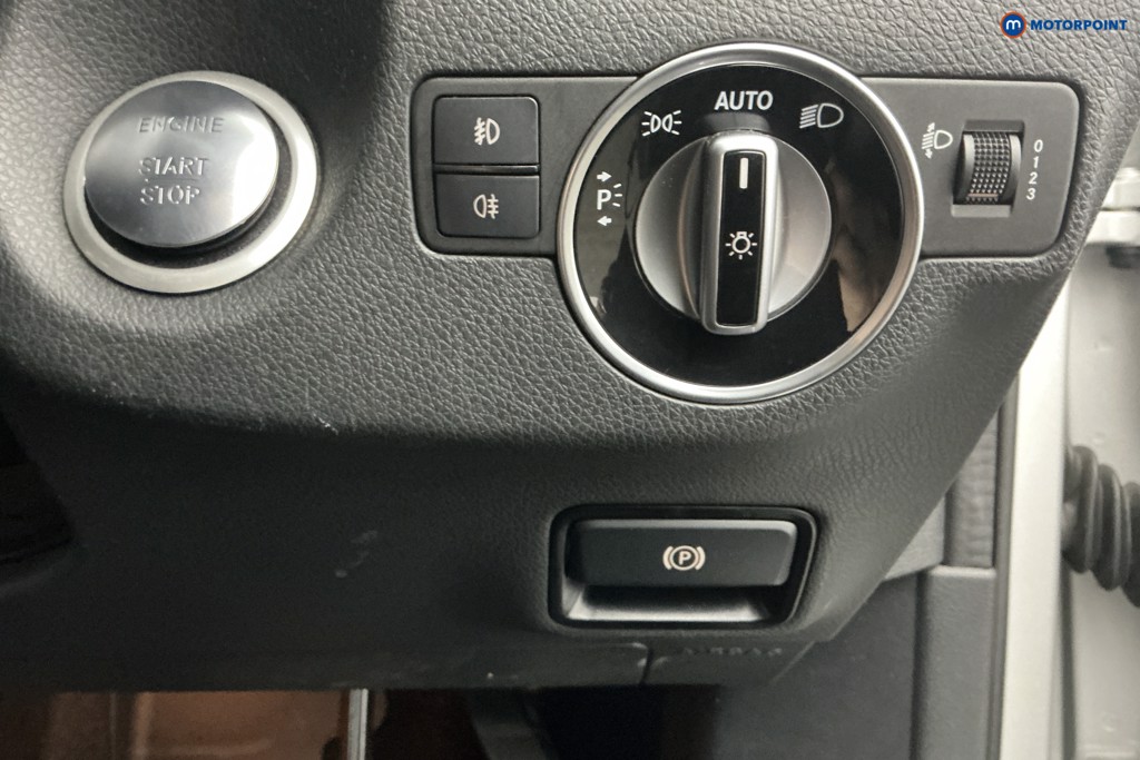 Mercedes-Benz GLA Sport Automatic Diesel SUV - Stock Number (1612509) - 27th supplementary image