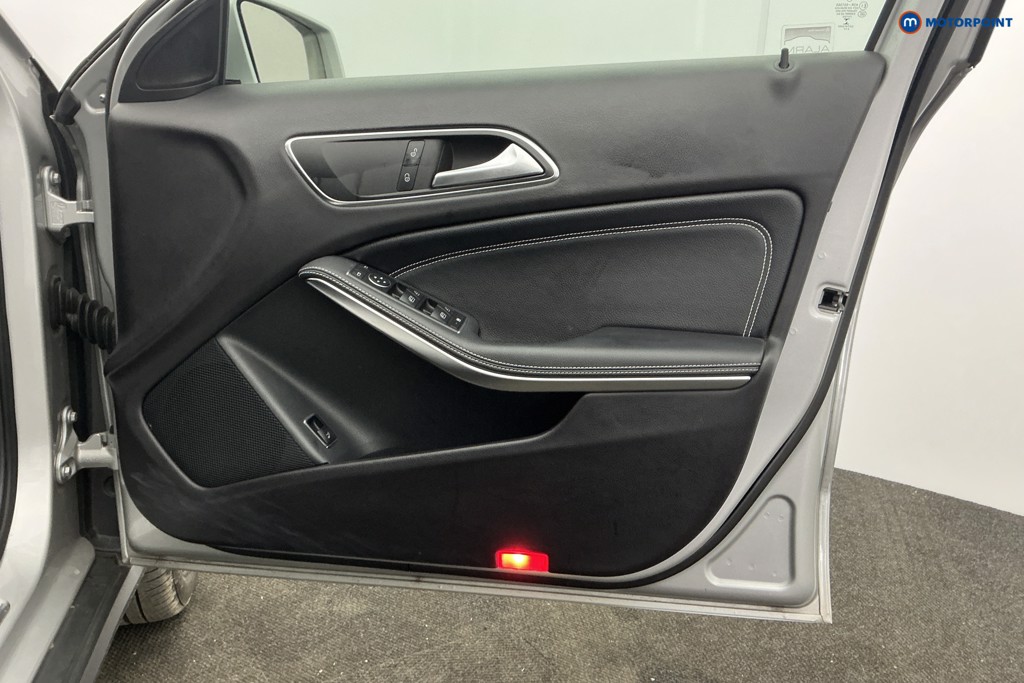 Mercedes-Benz GLA Sport Automatic Diesel SUV - Stock Number (1612509) - 28th supplementary image