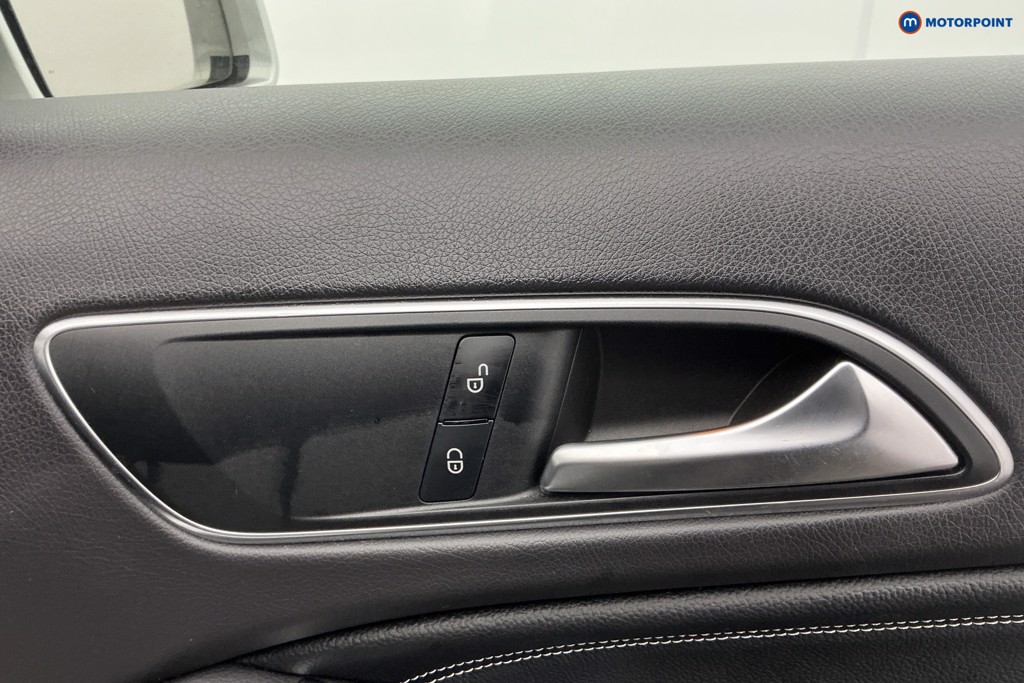 Mercedes-Benz GLA Sport Automatic Diesel SUV - Stock Number (1612509) - 30th supplementary image