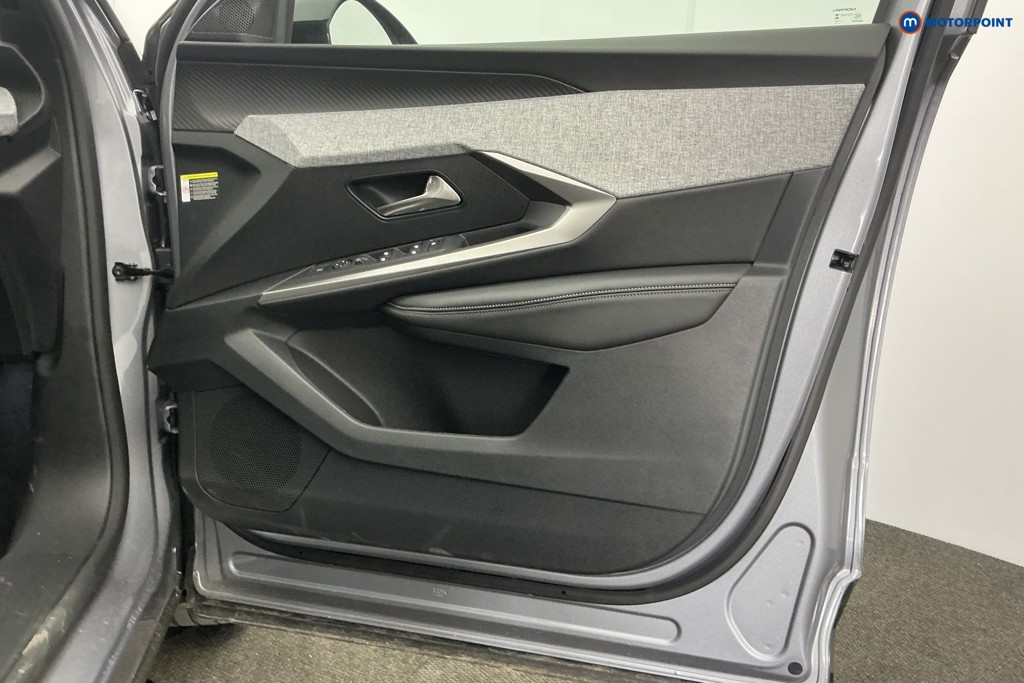 Peugeot 5008 Allure Automatic Petrol SUV - Stock Number (1612873) - 28th supplementary image