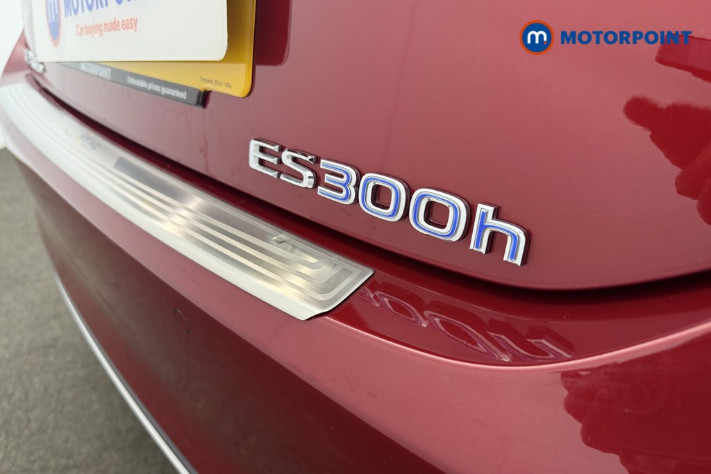 Lexus ES 300H 2.5 4Dr Cvt Premium Pack Automatic Petrol-Electric Hybrid Saloon - Stock Number (1614295) - 20th supplementary image