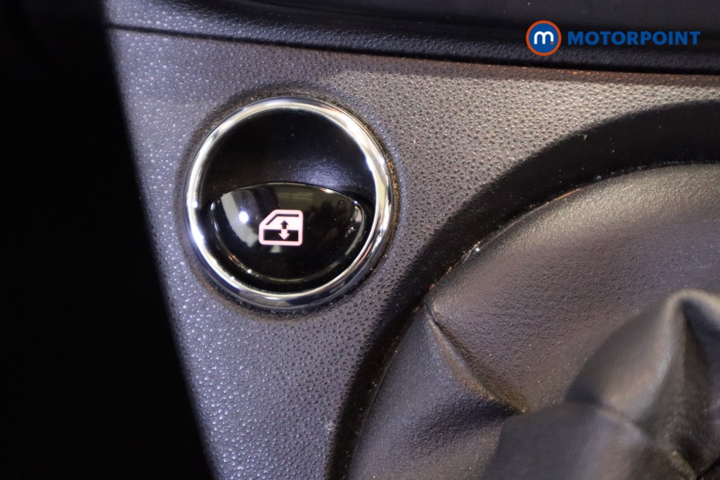 Fiat 500 Lounge Manual Petrol Hatchback - Stock Number (1614422) - 23rd supplementary image