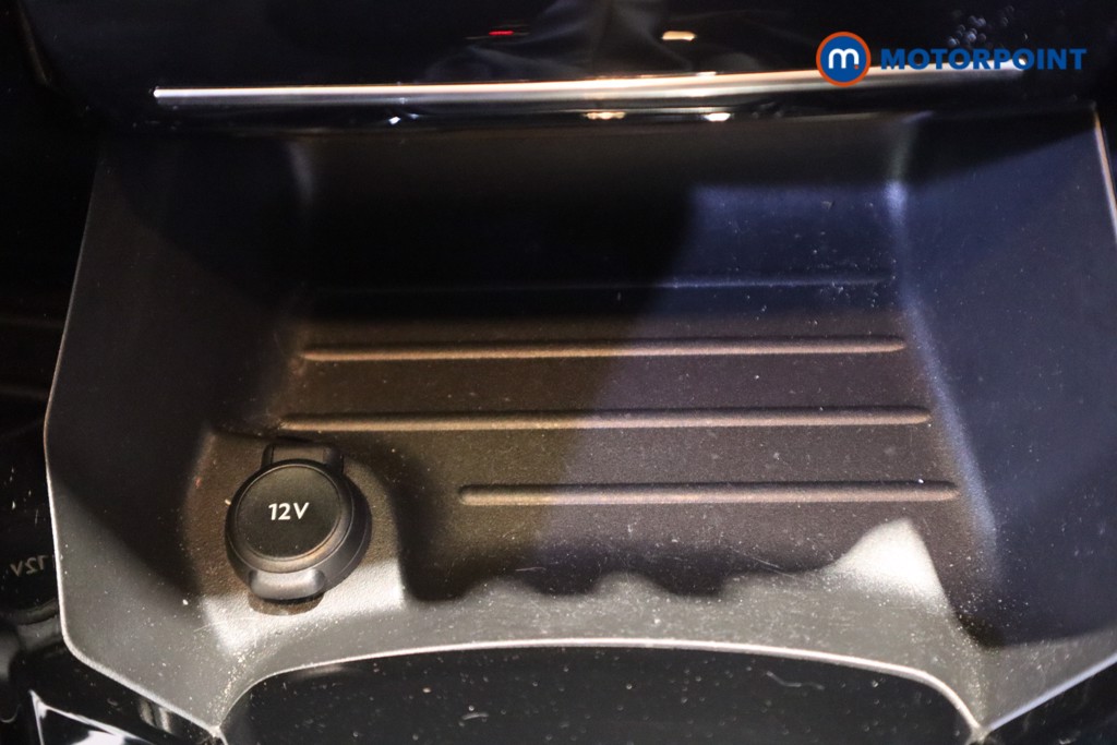 Peugeot 208 Allure Premium -Plus Manual Petrol Hatchback - Stock Number (1614587) - 22nd supplementary image