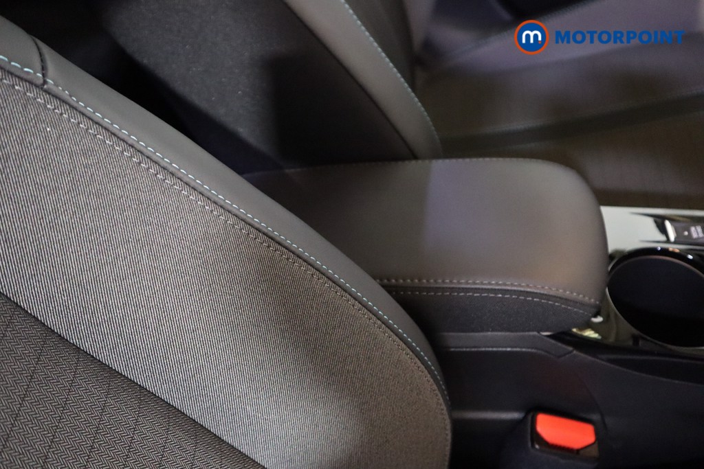 Peugeot 208 Allure Premium -Plus Manual Petrol Hatchback - Stock Number (1614587) - 25th supplementary image