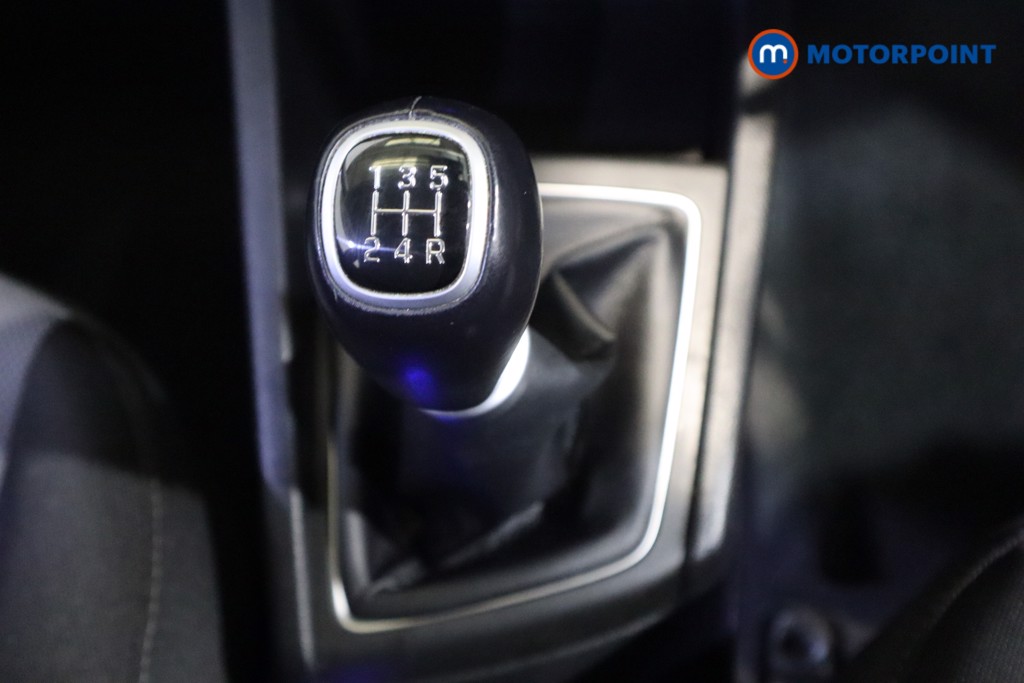 Hyundai I20 SE Manual Petrol Hatchback - Stock Number (1614592) - 5th supplementary image