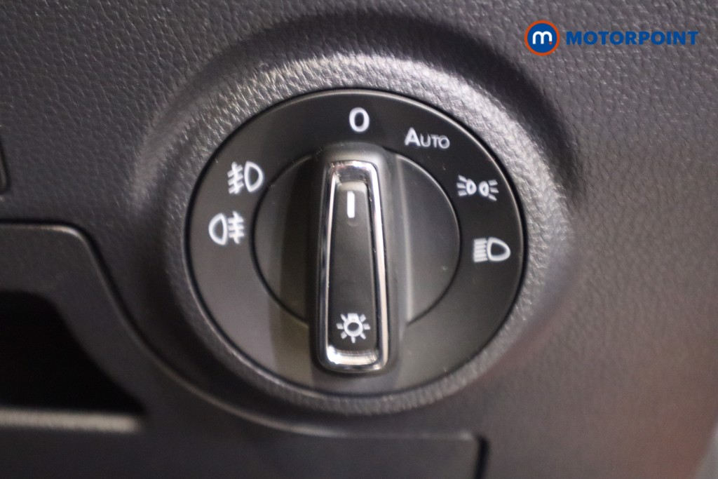 Seat Arona Xcellence Lux Manual Petrol SUV - Stock Number (1615376) - 15th supplementary image