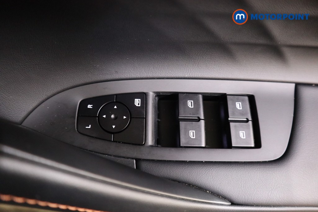 Mg Motor Uk HS SE Automatic Petrol-Electric Hybrid SUV - Stock Number (1616046) - 15th supplementary image