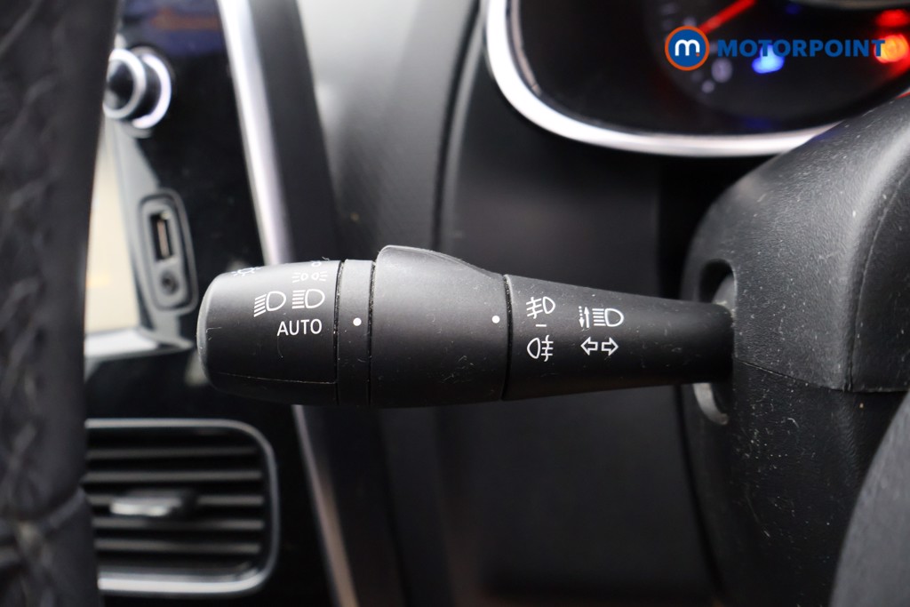 Renault Clio Dynamique S Nav Automatic Diesel Hatchback - Stock Number (1616225) - 10th supplementary image