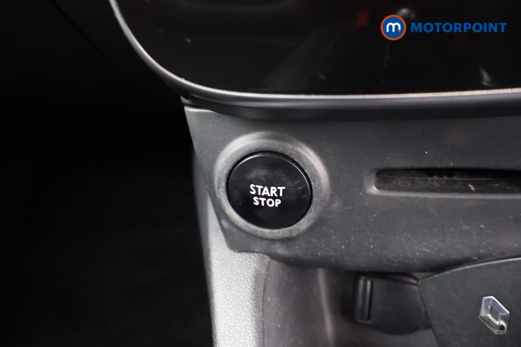 Renault Clio Dynamique S Nav Automatic Diesel Hatchback - Stock Number (1616225) - 15th supplementary image