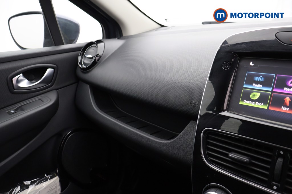 Renault Clio Dynamique S Nav Automatic Diesel Hatchback - Stock Number (1616225) - 17th supplementary image