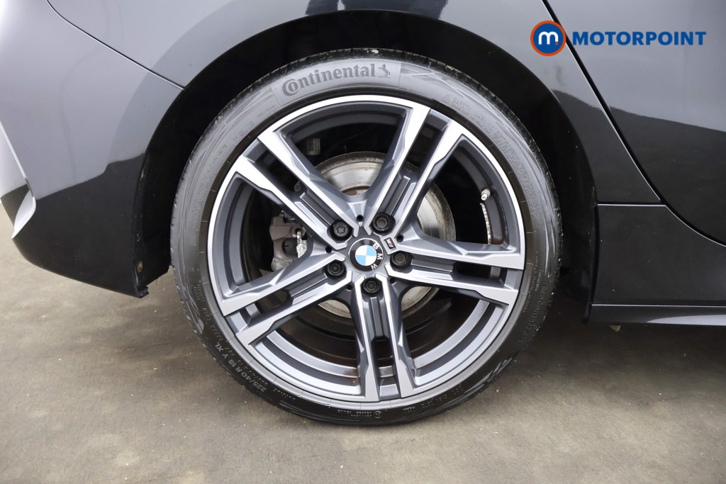 BMW 1 Series M Sport Manual Diesel Hatchback - Stock Number (1616267) - 2nd supplementary image