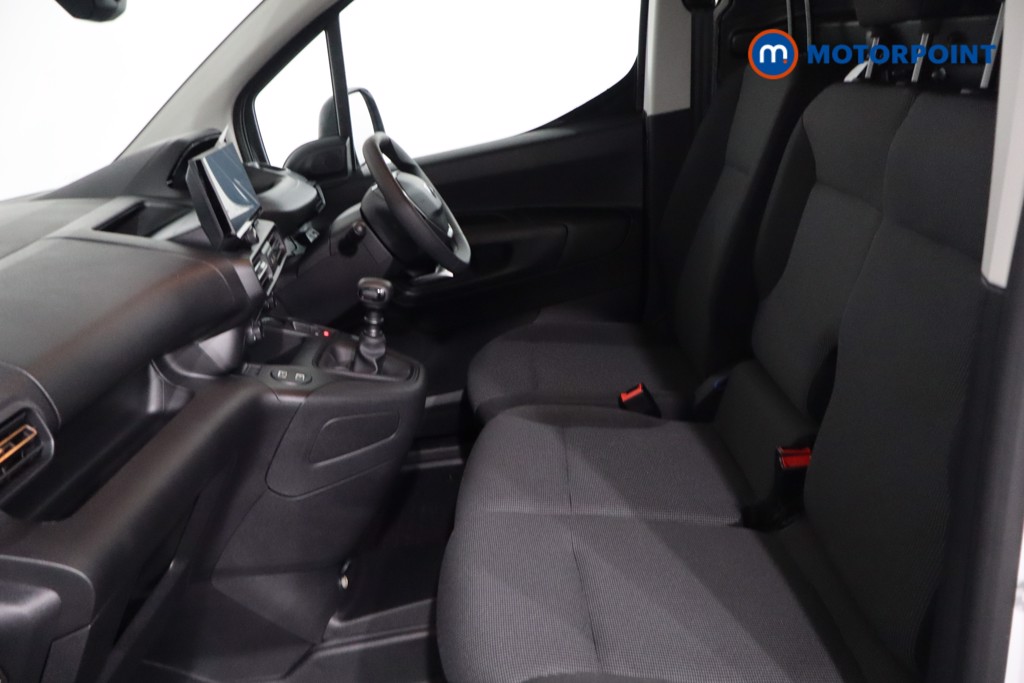 Peugeot Partner Professional Plus Manual Diesel Panel Van - Stock Number (1616385) - 4th supplementary image