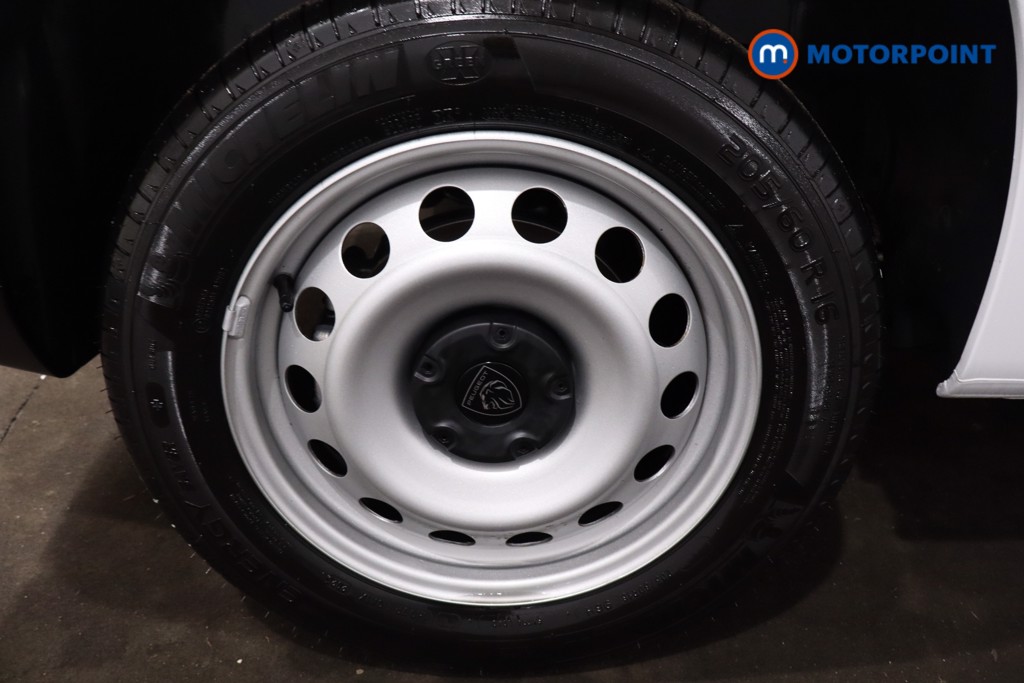 Peugeot Partner Professional Plus Manual Diesel Panel Van - Stock Number (1616385) - 9th supplementary image