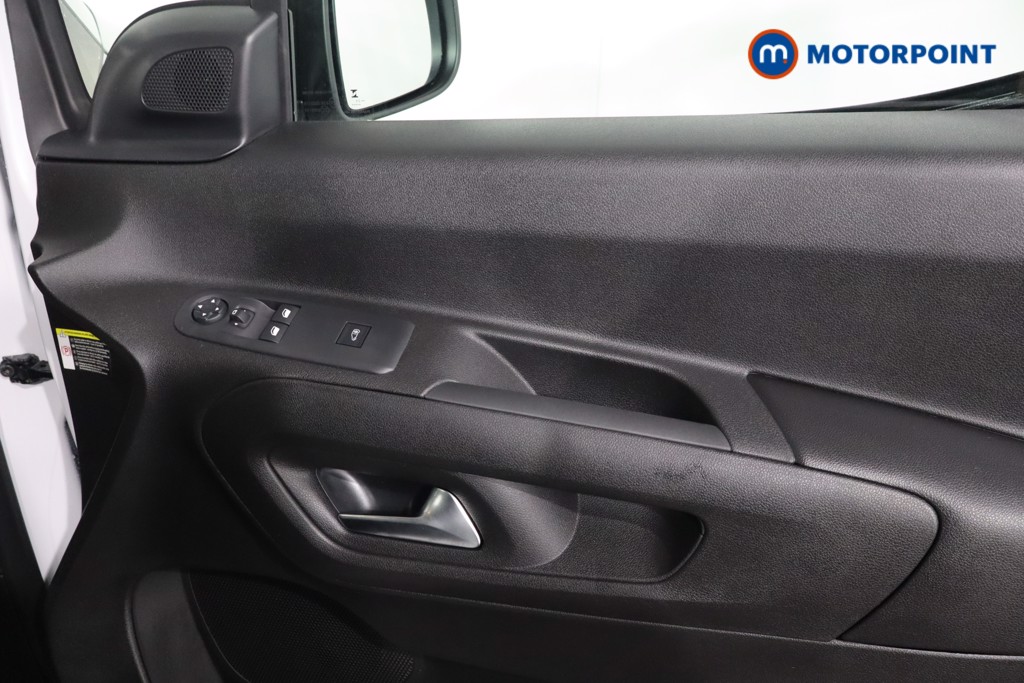 Peugeot Partner Professional Plus Manual Diesel Panel Van - Stock Number (1616392) - 24th supplementary image