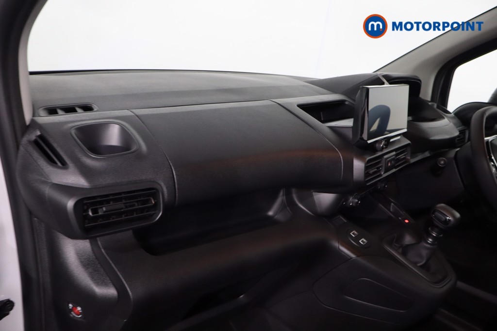 Peugeot Partner Professional Plus Manual Diesel Panel Van - Stock Number (1616392) - 25th supplementary image