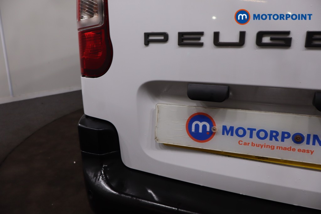 Peugeot Partner Professional Plus Manual Diesel Panel Van - Stock Number (1616392) - 35th supplementary image