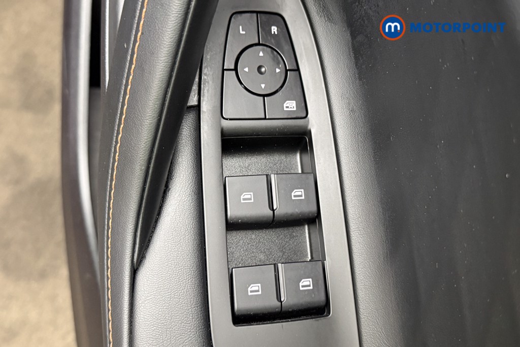 Mg Motor Uk HS SE Automatic Petrol-Electric Hybrid SUV - Stock Number (1616634) - 22nd supplementary image