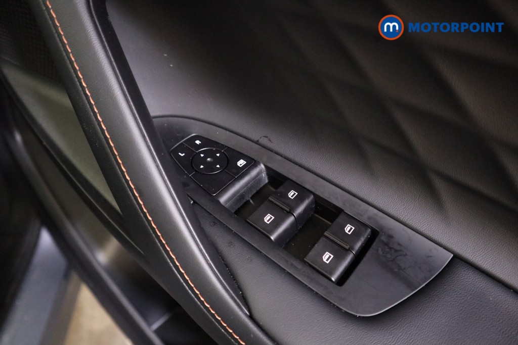 Mg Motor Uk HS SE Automatic Petrol-Electric Hybrid SUV - Stock Number (1616665) - 14th supplementary image