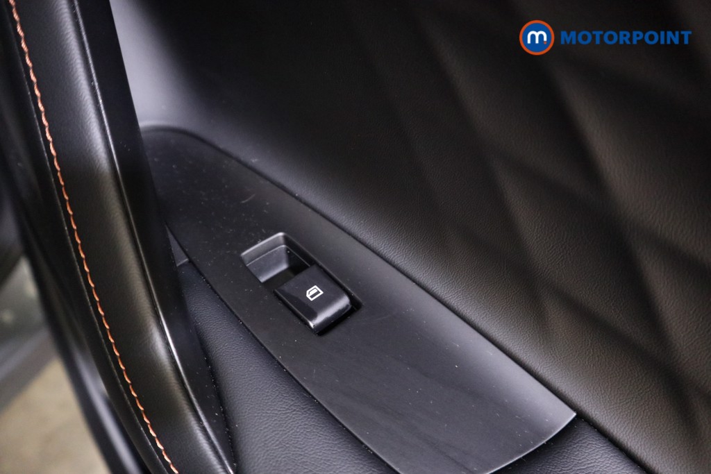 Mg Motor Uk HS SE Automatic Petrol-Electric Hybrid SUV - Stock Number (1616665) - 20th supplementary image