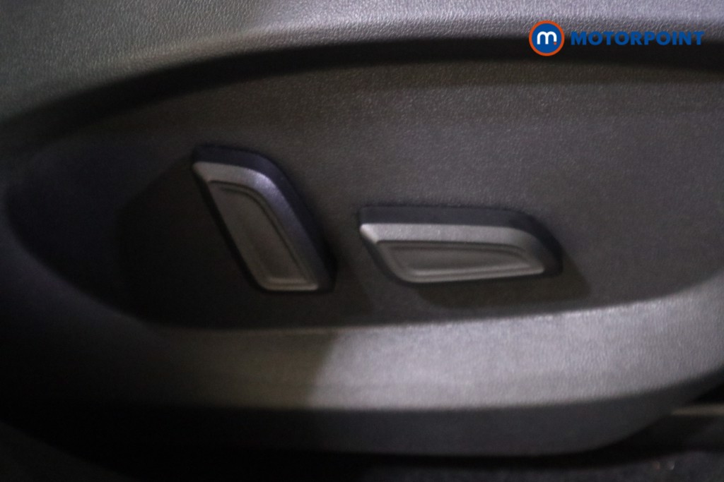 Mg Motor Uk HS SE Automatic Petrol-Electric Hybrid SUV - Stock Number (1616697) - 16th supplementary image