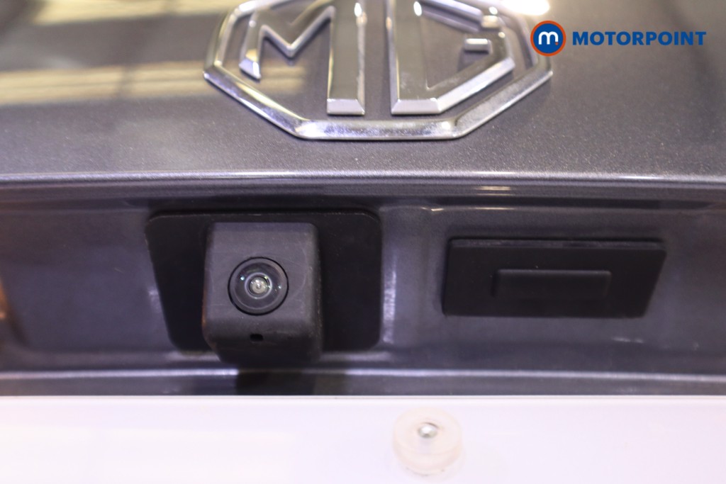 Mg Motor Uk ZS Trophy Automatic Petrol-Electric Hybrid SUV - Stock Number (1616839) - 29th supplementary image