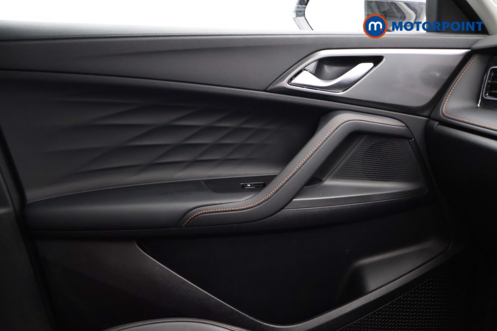 Mg Motor Uk HS Trophy Automatic Petrol-Electric Hybrid SUV - Stock Number (1616857) - 16th supplementary image