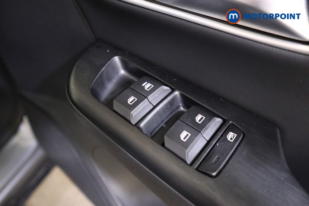 Mg Motor Uk ZS Trophy Automatic Petrol-Electric Hybrid SUV - Stock Number (1616861) - 13th supplementary image