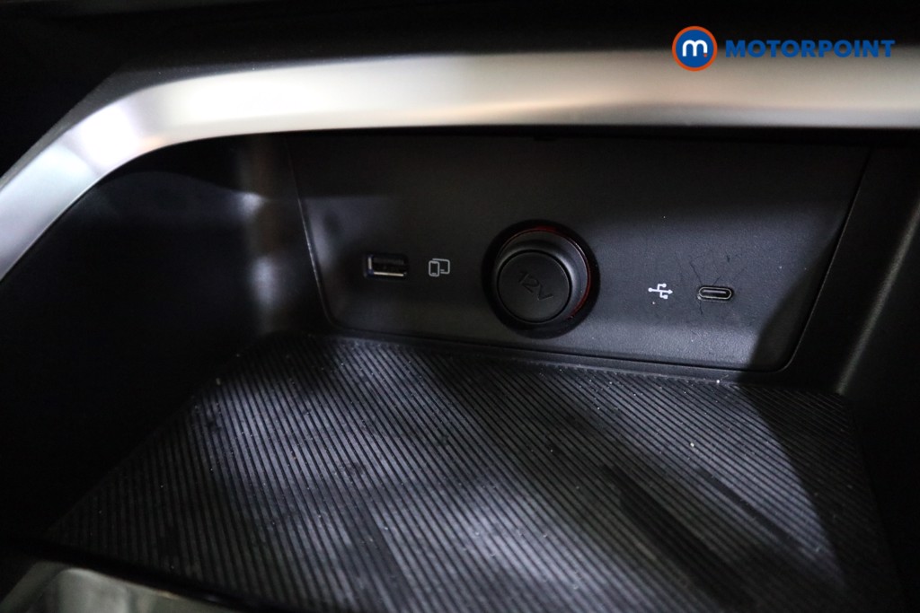 Mg Motor Uk ZS Trophy Automatic Petrol-Electric Hybrid SUV - Stock Number (1616866) - 9th supplementary image