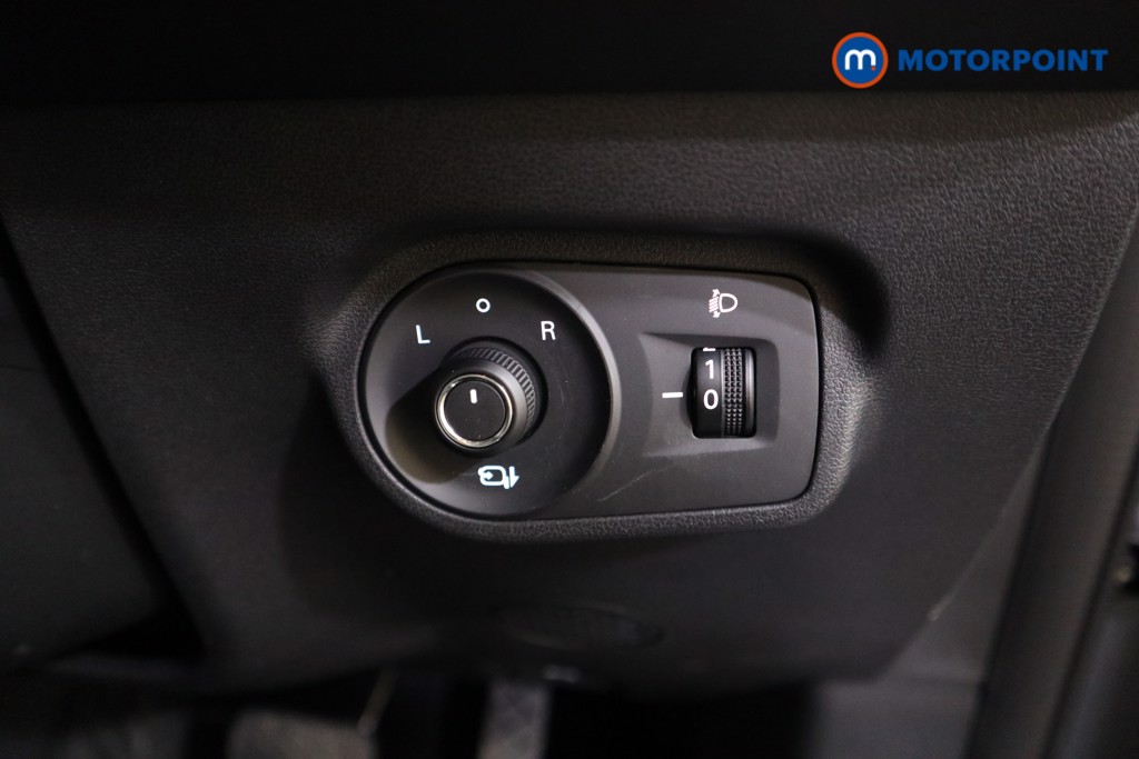 Mg Motor Uk ZS Trophy Automatic Petrol-Electric Hybrid SUV - Stock Number (1616866) - 14th supplementary image