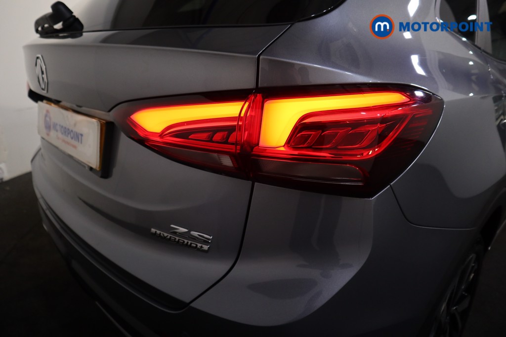 Mg Motor Uk ZS Trophy Automatic Petrol-Electric Hybrid SUV - Stock Number (1616866) - 31st supplementary image