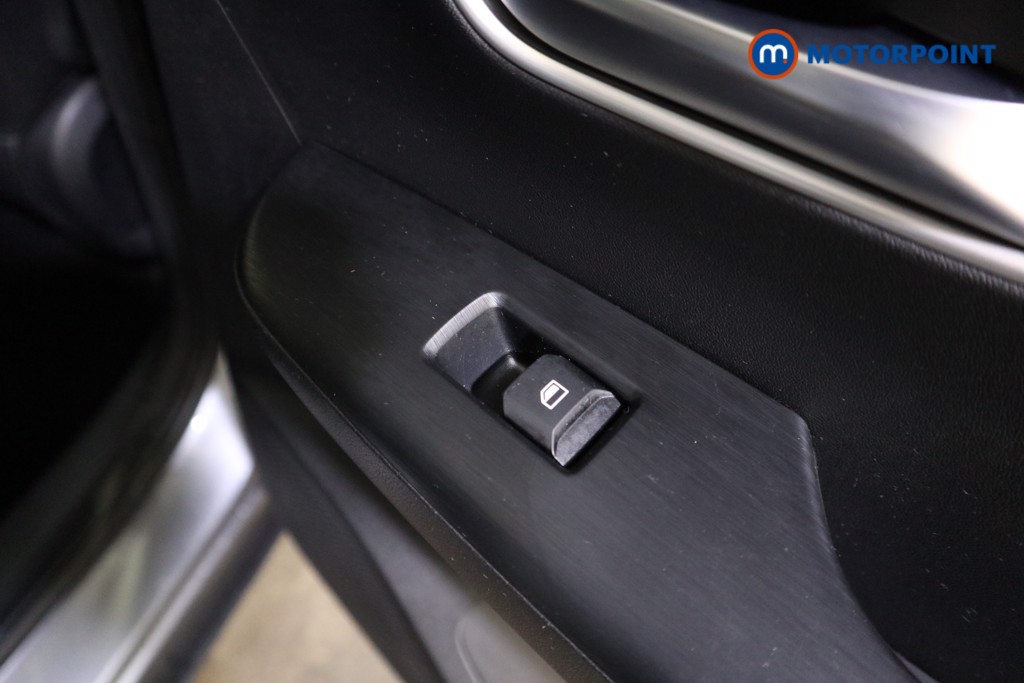 Mg Motor Uk ZS Trophy Automatic Petrol-Electric Hybrid SUV - Stock Number (1616897) - 19th supplementary image