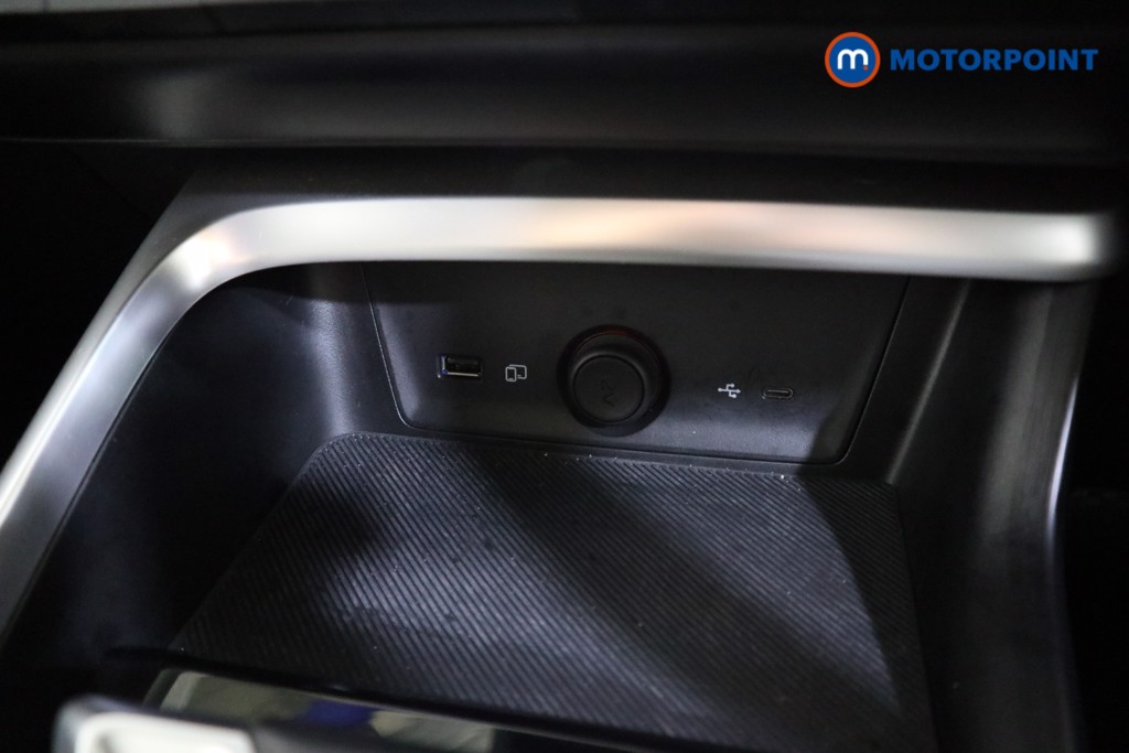 Mg Motor Uk ZS Trophy Automatic Petrol-Electric Hybrid SUV - Stock Number (1616903) - 7th supplementary image