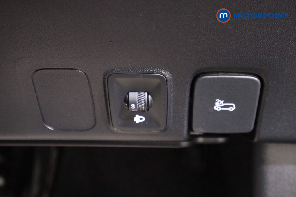 Mg Motor Uk HS Trophy Automatic Petrol-Electric Hybrid SUV - Stock Number (1616912) - 11th supplementary image