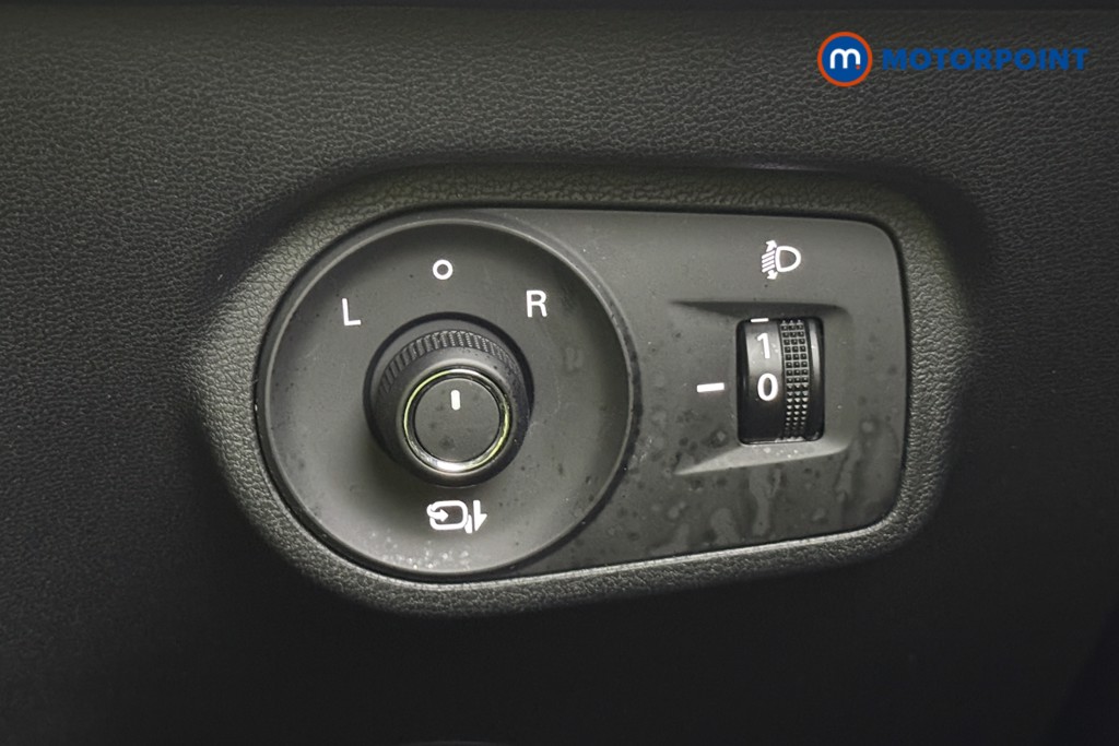 Mg Motor Uk ZS Trophy Automatic Petrol-Electric Hybrid SUV - Stock Number (1616926) - 21st supplementary image